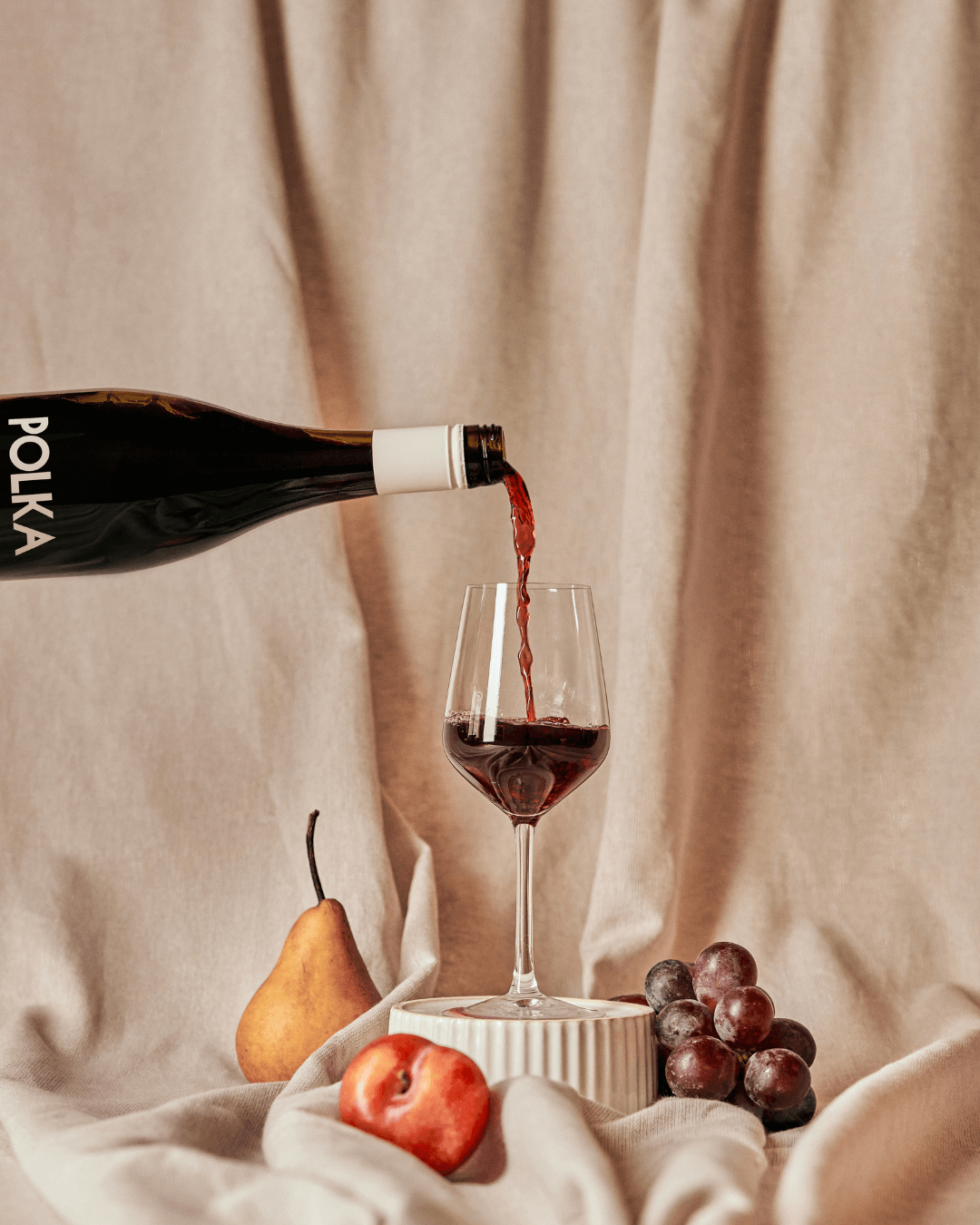 Non-Alcoholic Red Wine Label Close-up - Premium Alcohol-Free Wine Choice