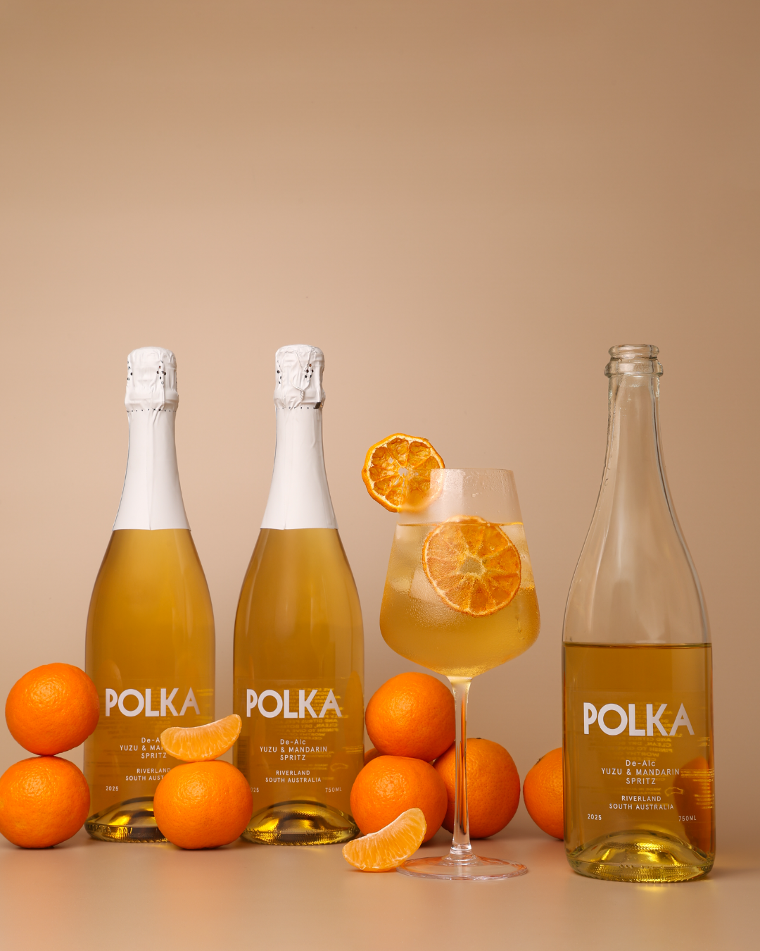 Polka De-Alc Yuzu & Mandarin Spritz, refreshing alcohol-free citrus spritz